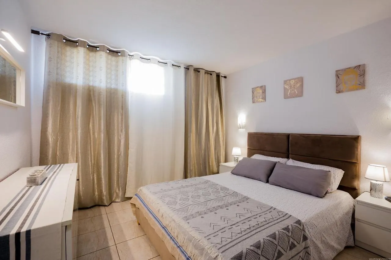 Great Location 1 Bedroom Apartment Costa Adeje  Spain